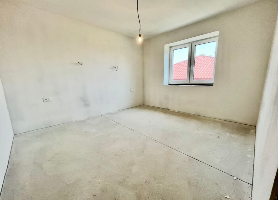 4-izbový rodinný dom s garážou a krásnym výhľadom na Zobor