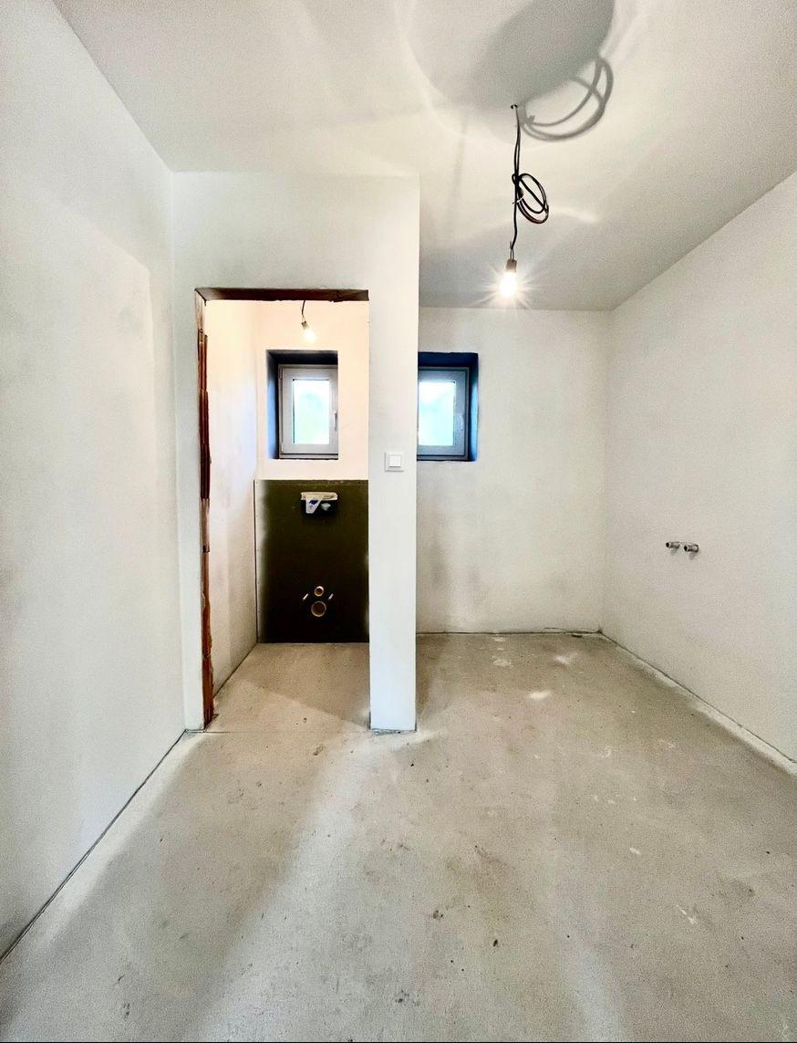 4-izbový rodinný dom s garážou a krásnym výhľadom na Zobor