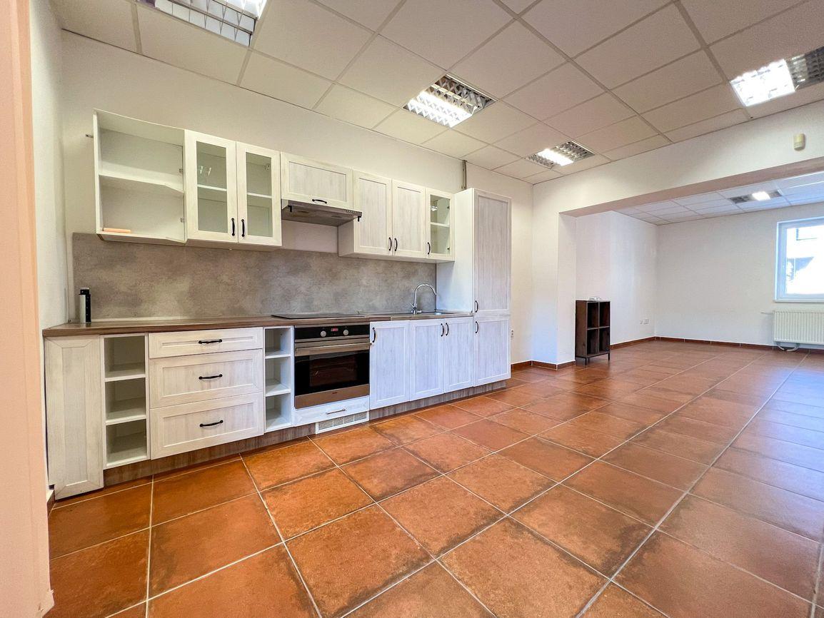 Prenájom | Obchodné priestory s bezbárierovým prístupom, Čadca