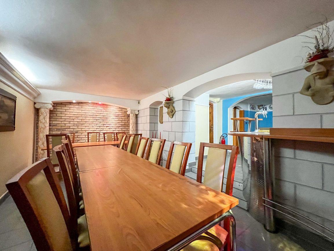 Investičná nehnuteľnosť | Penzión s kompletným zázemím a parkovaním v centre KNM