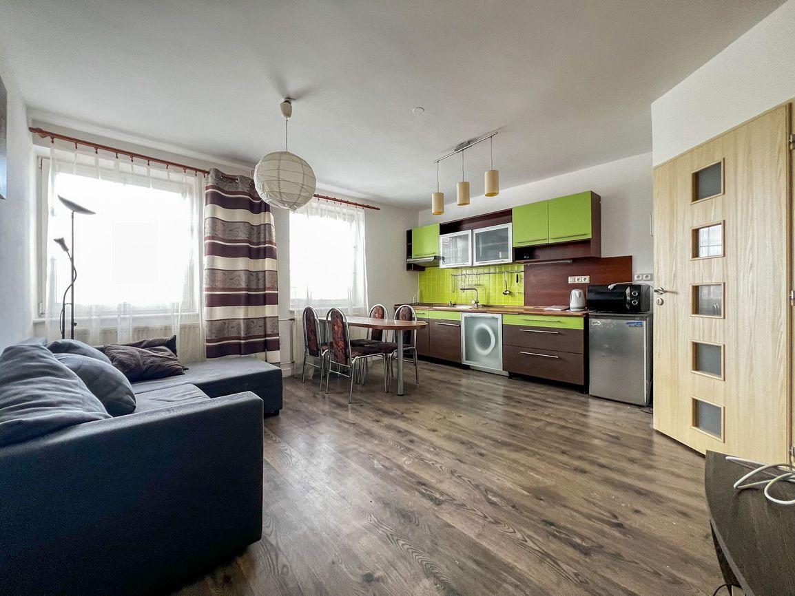 Investičná nehnuteľnosť | Penzión s kompletným zázemím a parkovaním v centre KNM