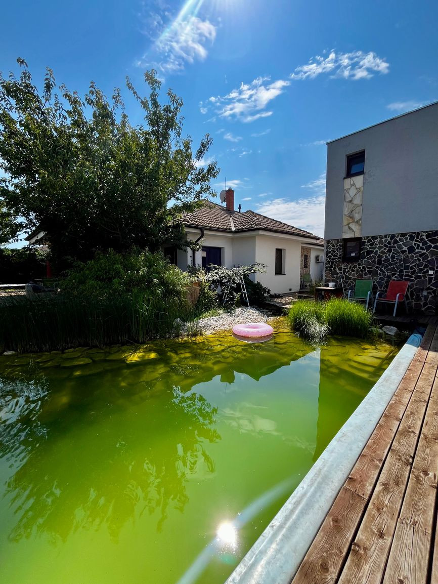 Predaj | Exkluzívny bungalov s fitkom a bazénom