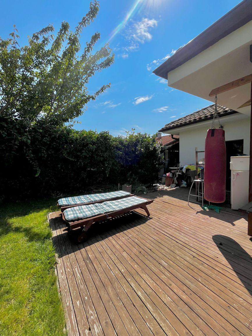 Predaj | Exkluzívny bungalov s fitkom a bazénom