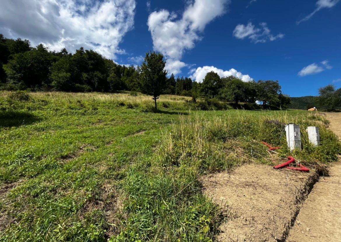 Predaj | Slnečný pozemok v rezidencii Ľadonhora
