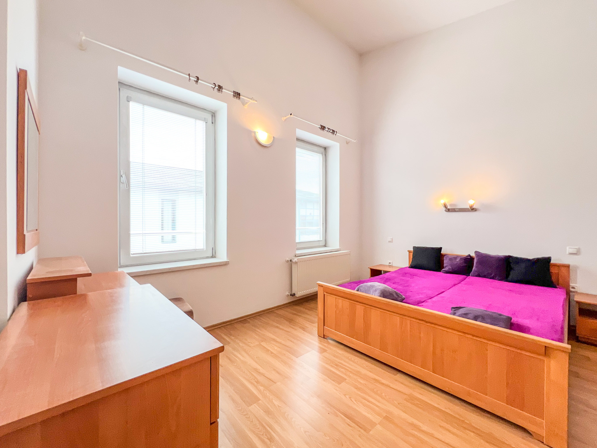 Prenájom | 2-izbový byt s vysokými stropmi a balkónom, Čadca