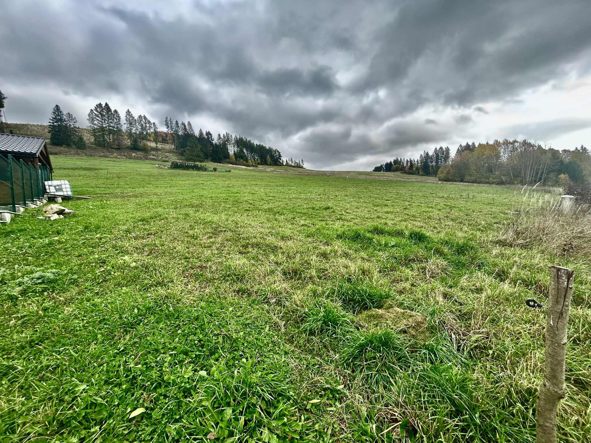 Predaj | stavebný slnečný pozemok v Snežnici