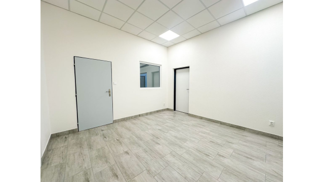 Prenájom | Nové skladovo-výrobné priestory s kanceláriami, Žilina – Dolné Rudiny