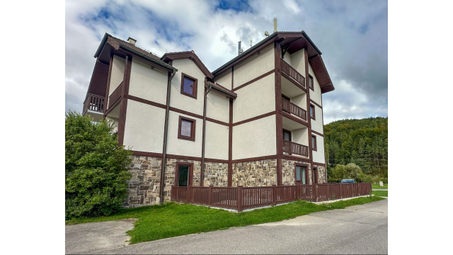 Predaj | Apartmán s výhľadom v Golf & Ski Resort, Valča
