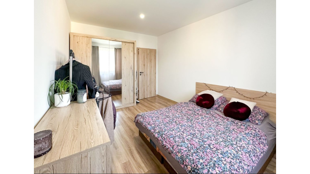 Prenájom | 2-izbový byt so zariadením a balkónom, KNM - Murgašova