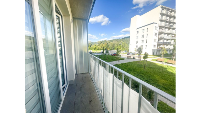 Prenájom | Moderná garsónka so zariadením a balkónom, KNM