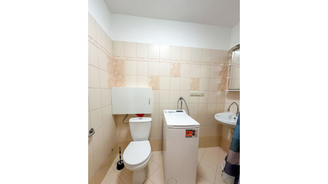 Prenájom | 2-izbový byt po rekonštrukcii s balkónom, Martin - Priekopa