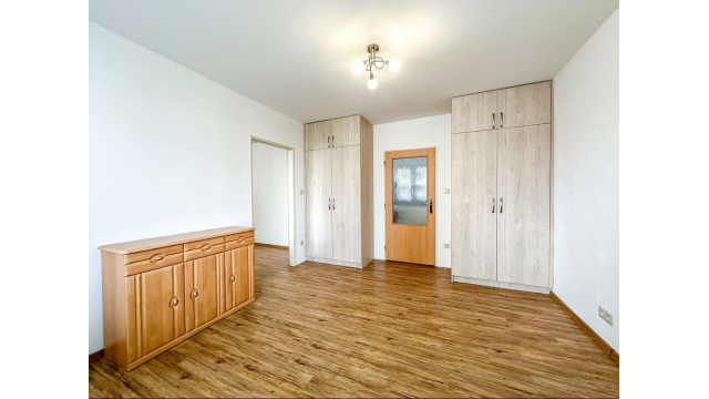 Prenájom | 2-izbový byt po rekonštrukcii s balkónom, Martin - Priekopa