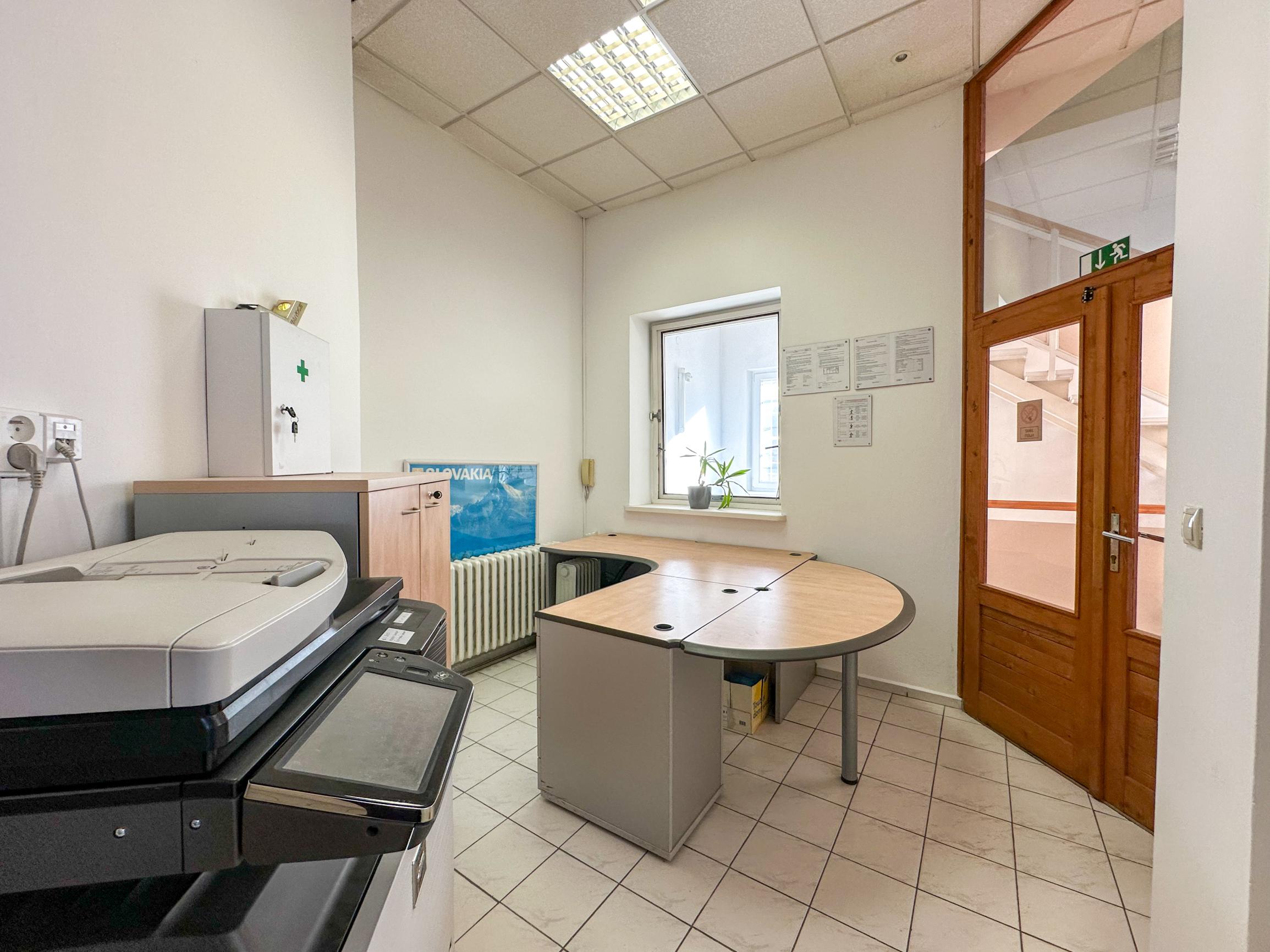 Prenájom | Kancelárske priestory v centre Žiliny, Národná ulica