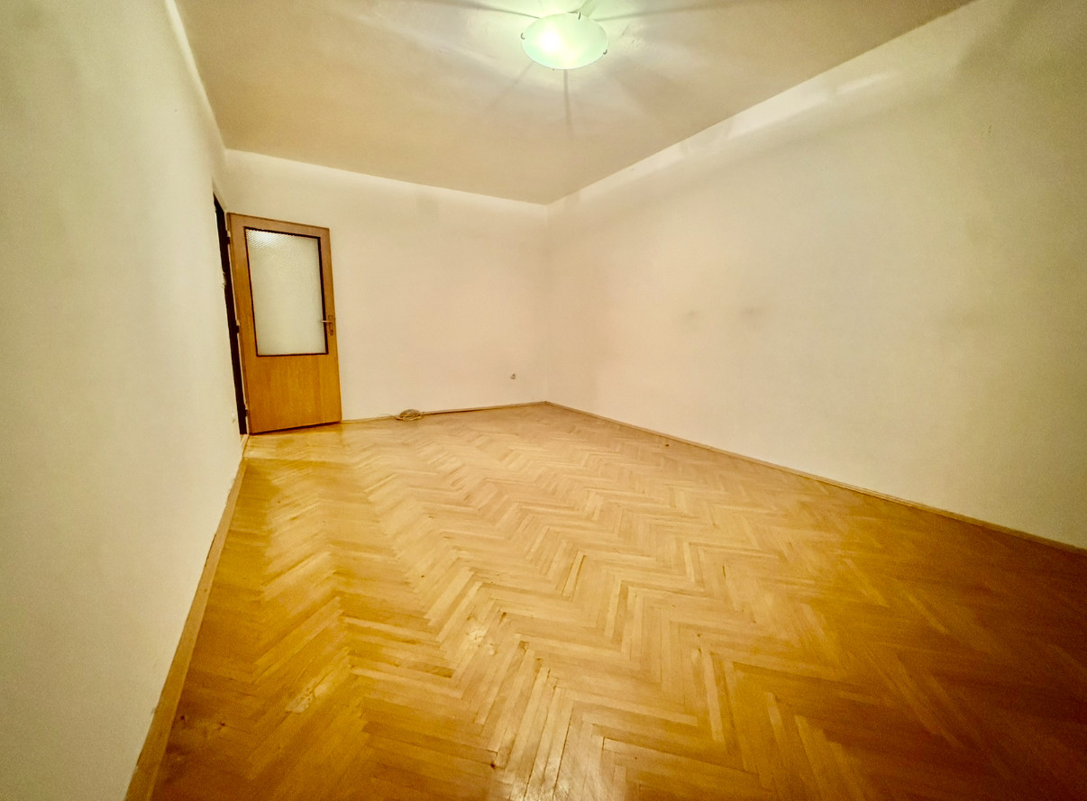 Predaj | 2 izbový byt v pôvodnom stave - Bratislava - Petržalka, Vranovská