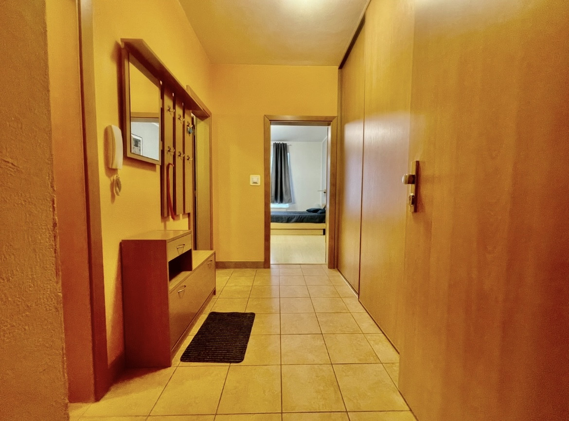 Garsónka s výhľadom na Draždiak – Antolská 4