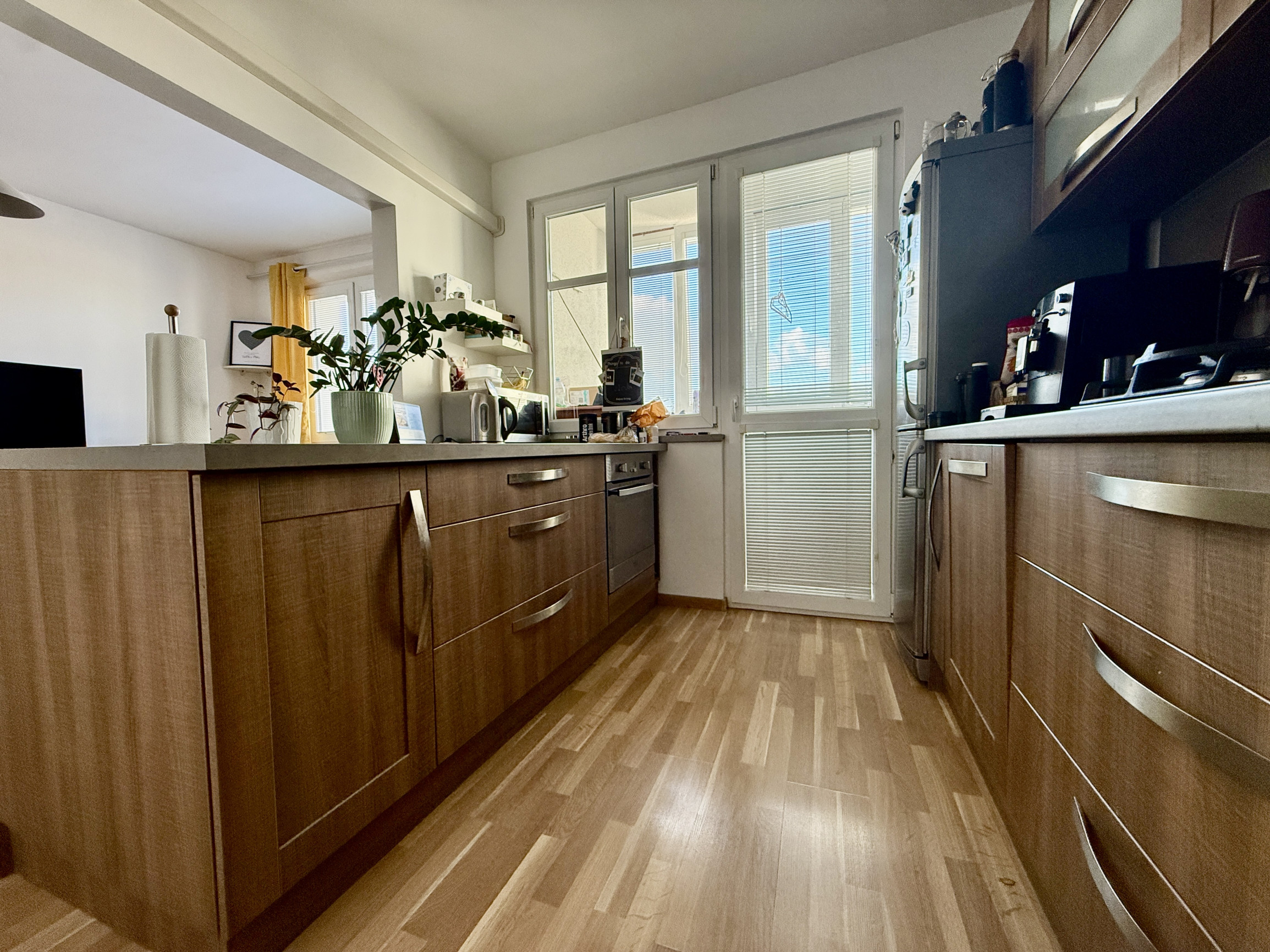 Prenájom 3 izbový byt - Bratislava - Petržalka, Hálova