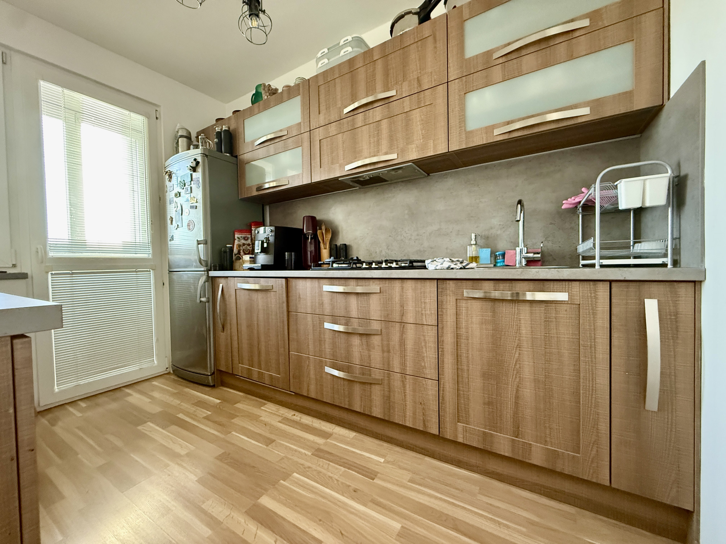 Prenájom 3 izbový byt - Bratislava - Petržalka, Hálova