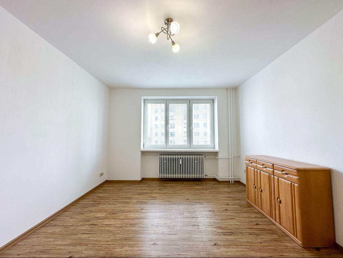 Prenájom | 2-izbový byt po rekonštrukcii s balkónom, Martin - Priekopa