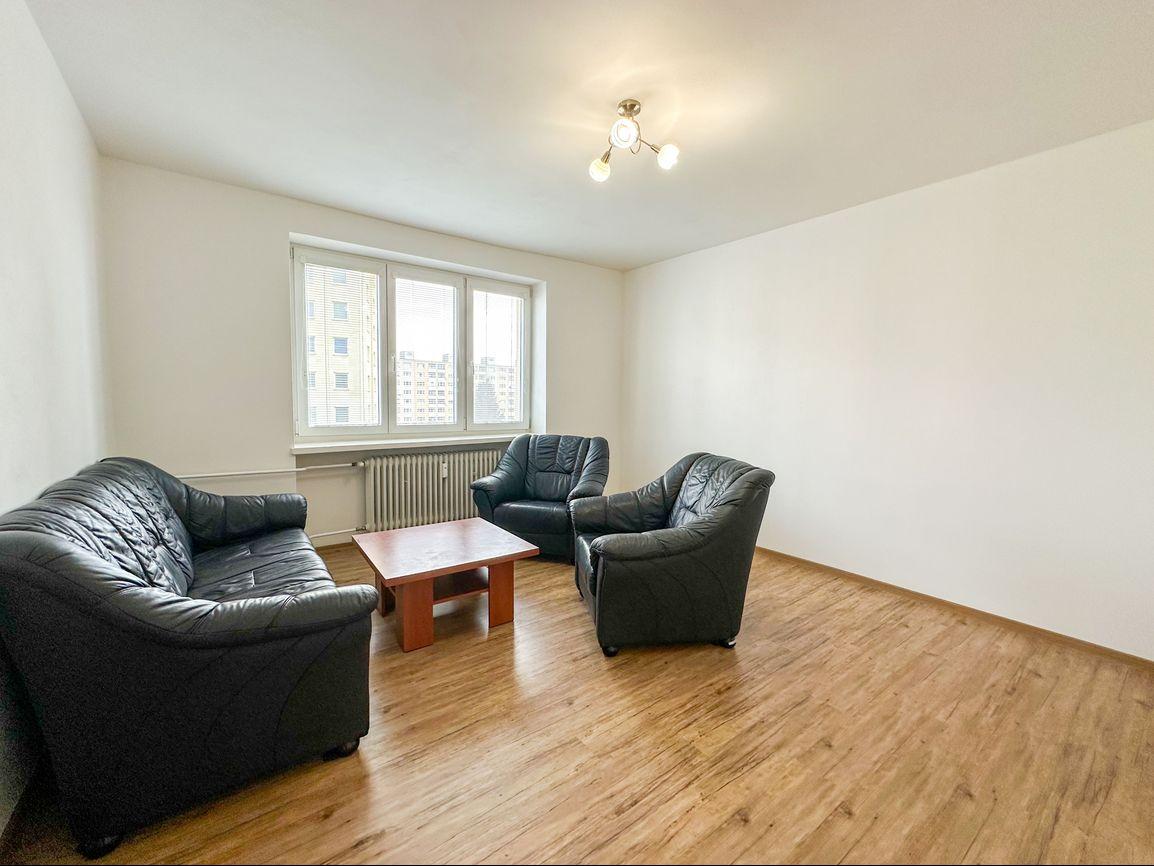 Prenájom | 2-izbový byt po rekonštrukcii s balkónom, Martin - Priekopa