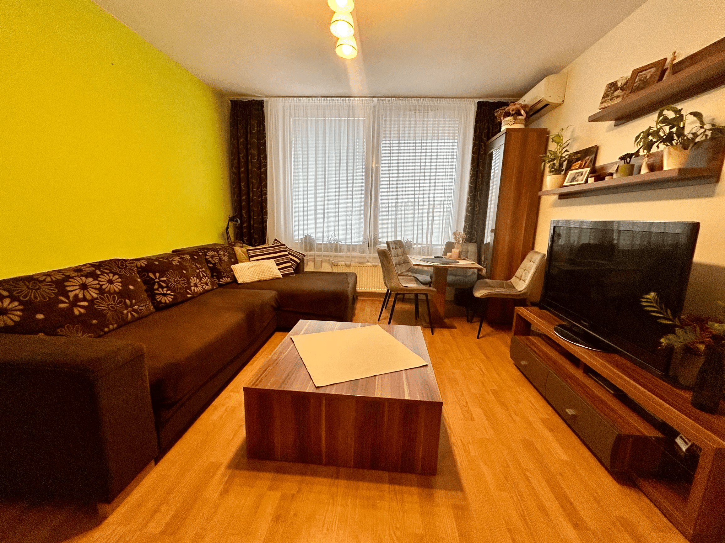 Prenájom 2 izbový byt - Bratislava - Ružinov, Nevädzová