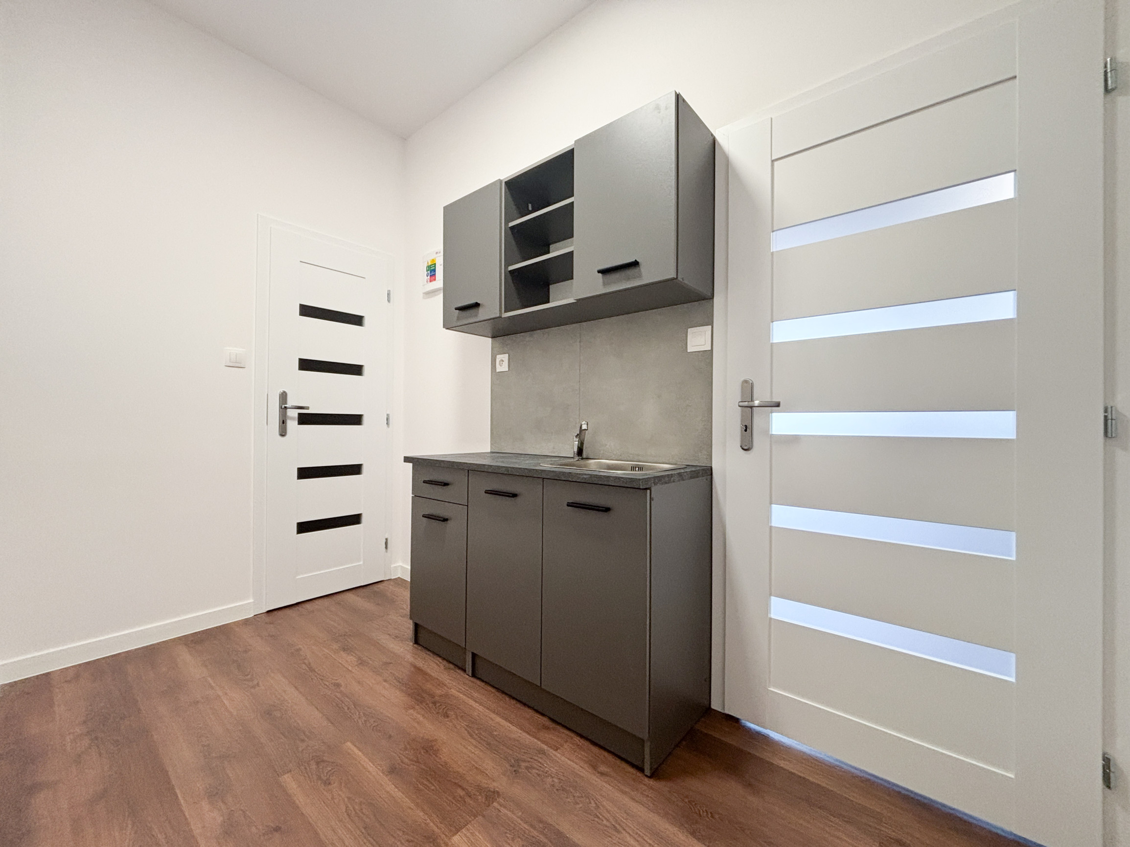 Prenájom | Obchodné priestory 40 m², Vlčince