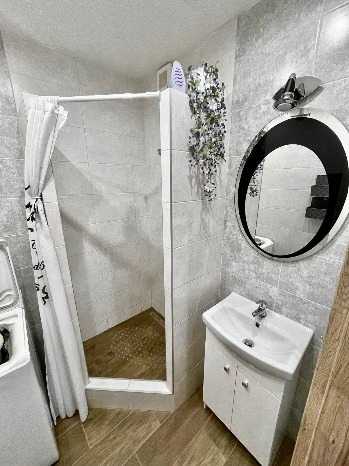 prenájom | moderný 1-izbový byt s balkónom na Strede