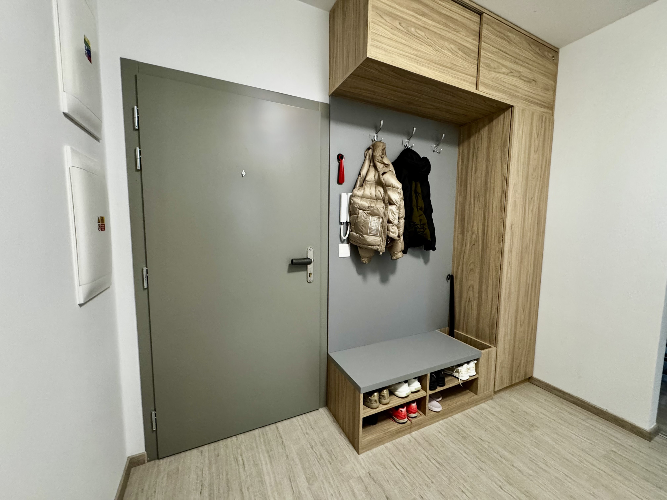 Prenájom | Štýlový a plne zariadený 3 izbový byt v Bratislave - lokalita Ružinov