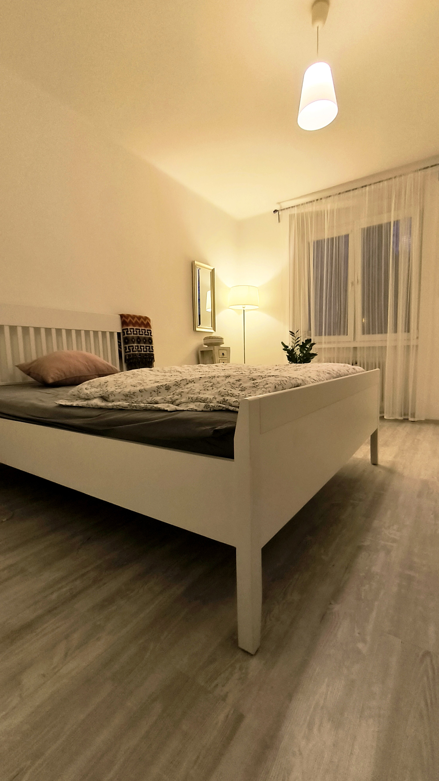 Prenájom 2-izbový byt - Bratislava - Ružinov, Ružová do...