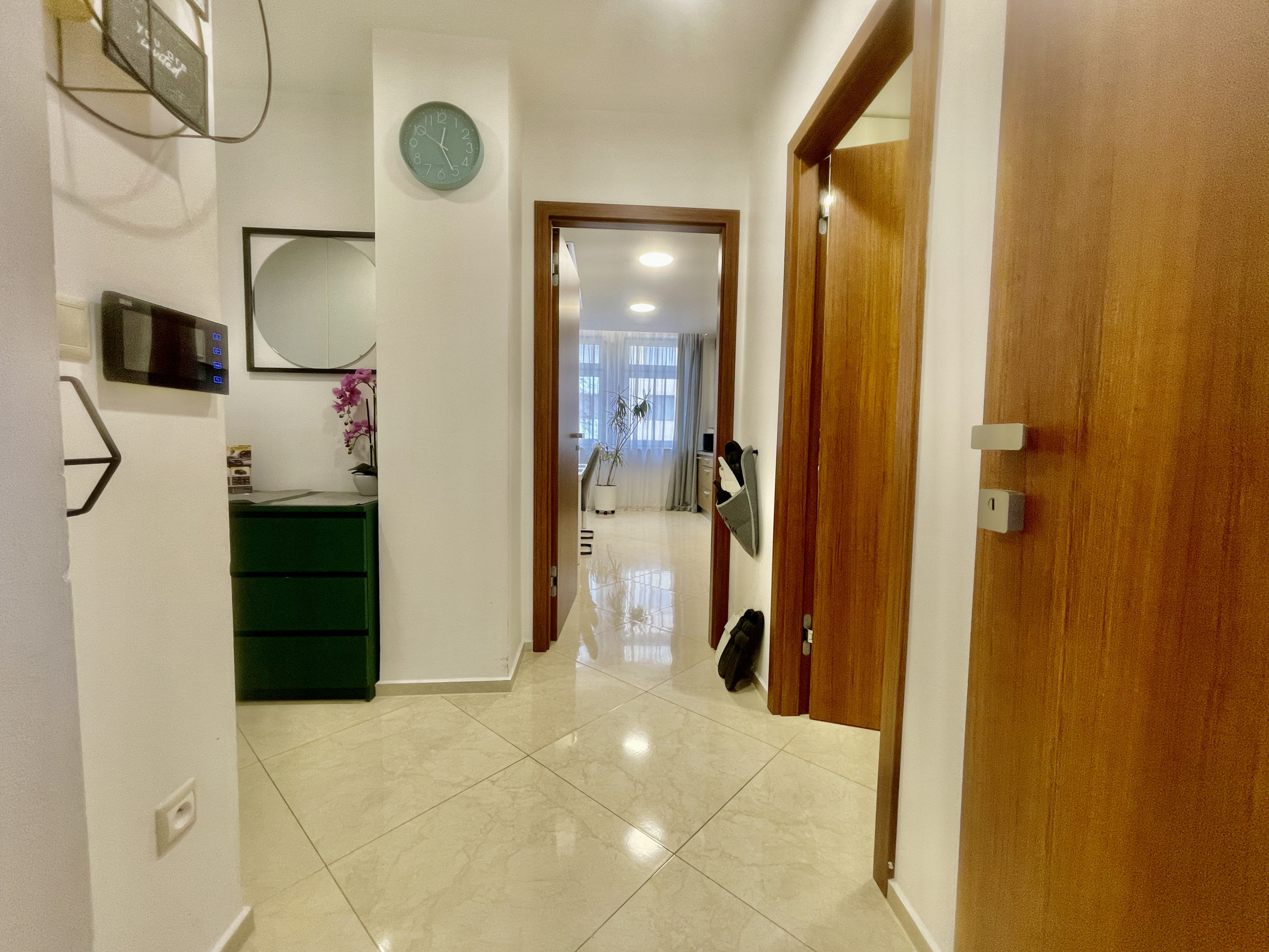 Prémiový 2-izbový byt na 3. poschodí s balkónom v centre BA