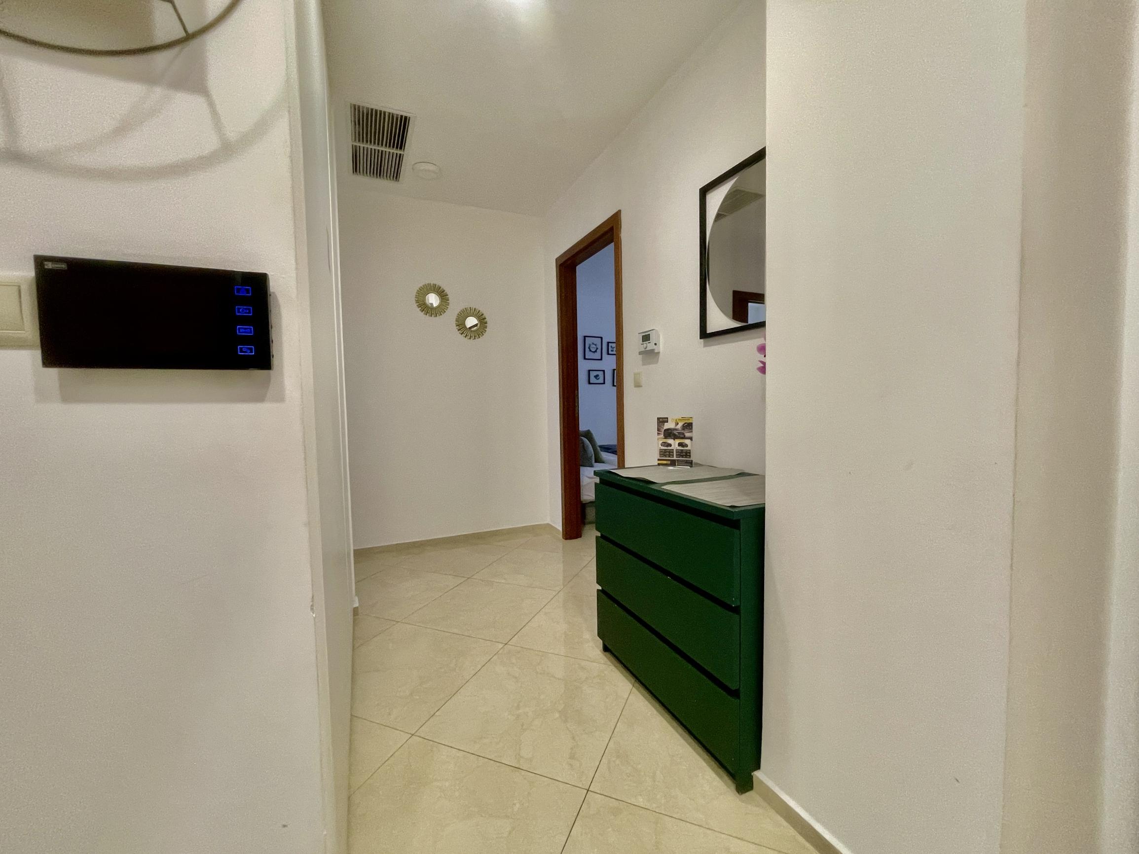 Prémiový 2-izbový byt na 3. poschodí s balkónom v centre BA