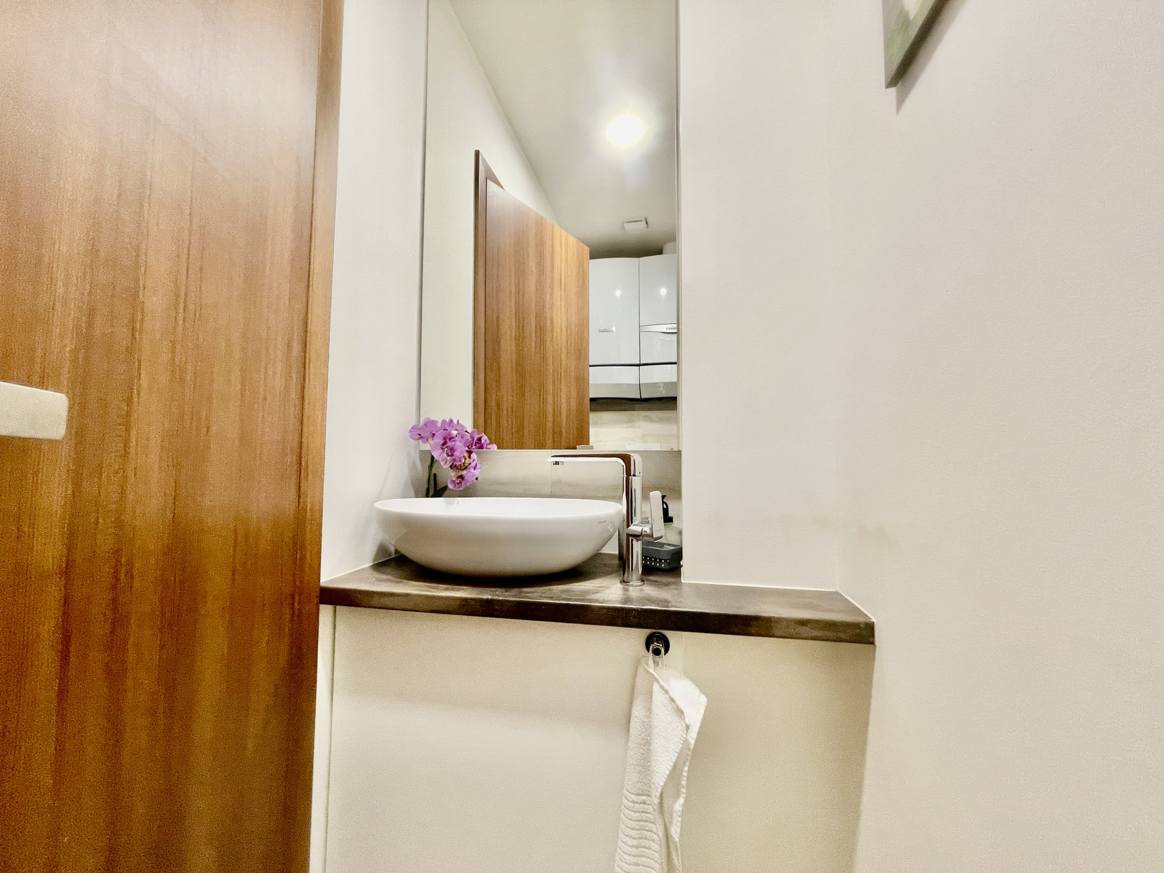 Prémiový 2-izbový byt na 3. poschodí s balkónom v centre BA