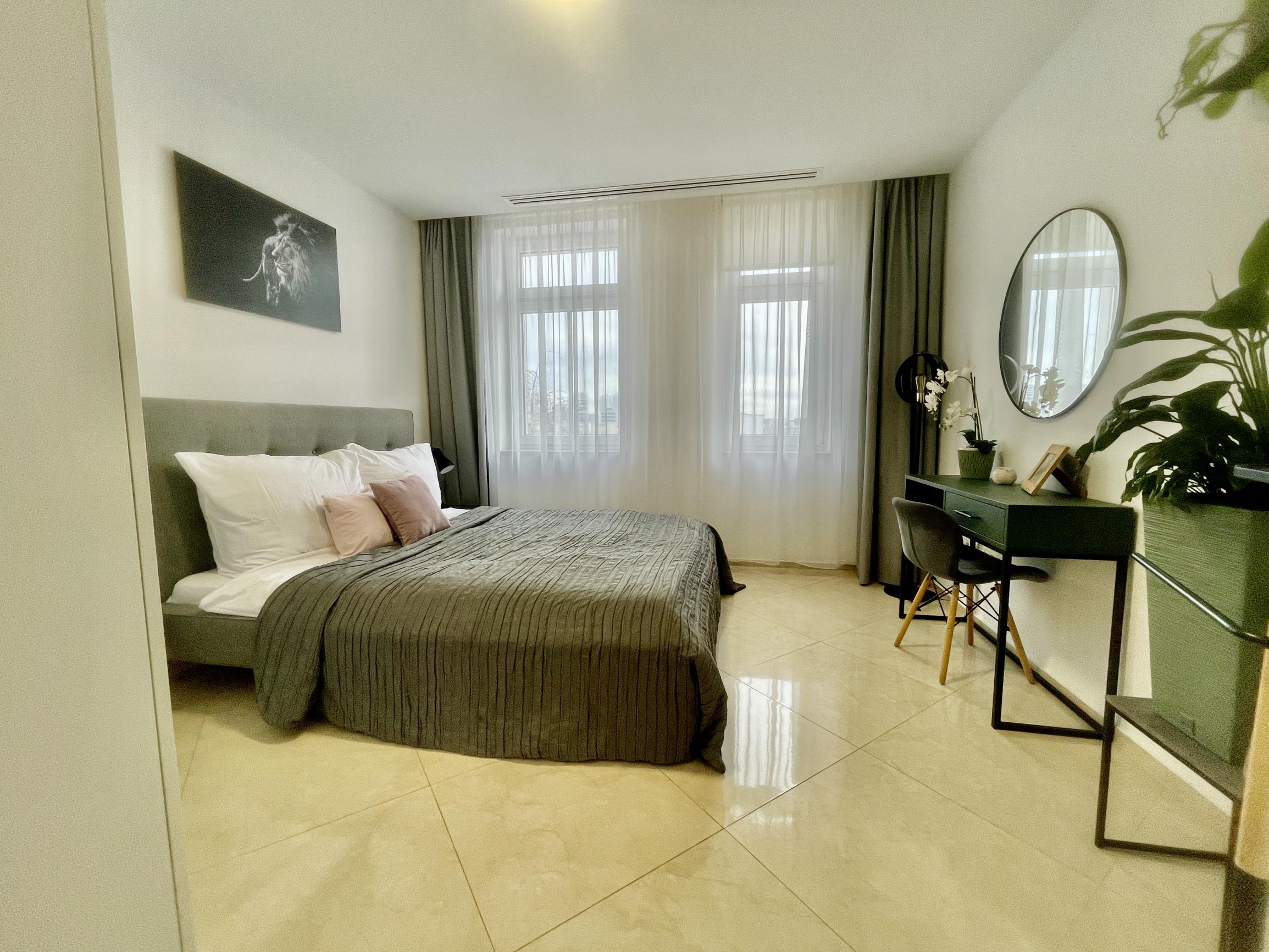 Prémiový 2-izbový byt na 3. poschodí s balkónom v centre BA