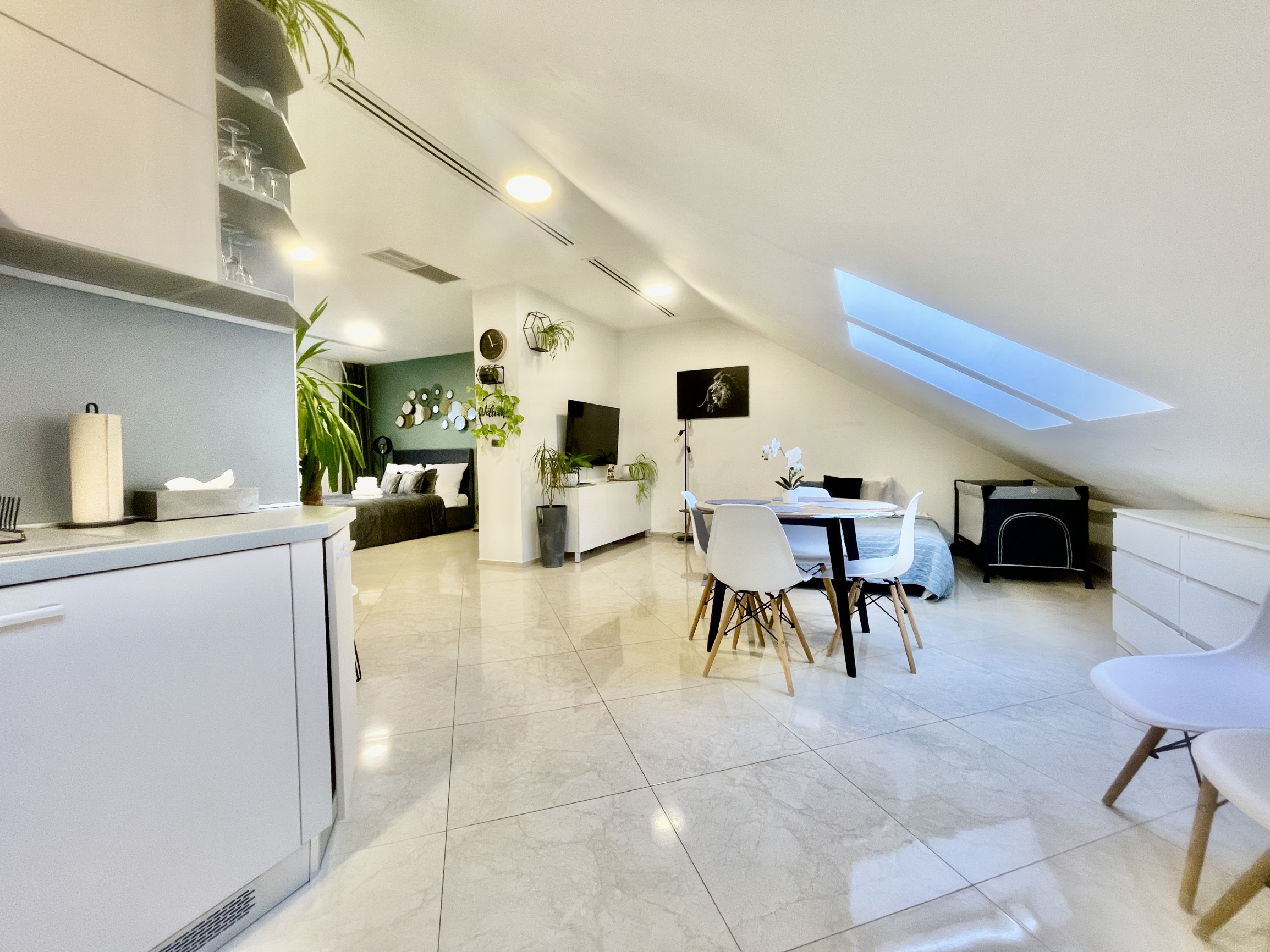 Exkluzívny penthouse 75 m² s terasou a panorámou