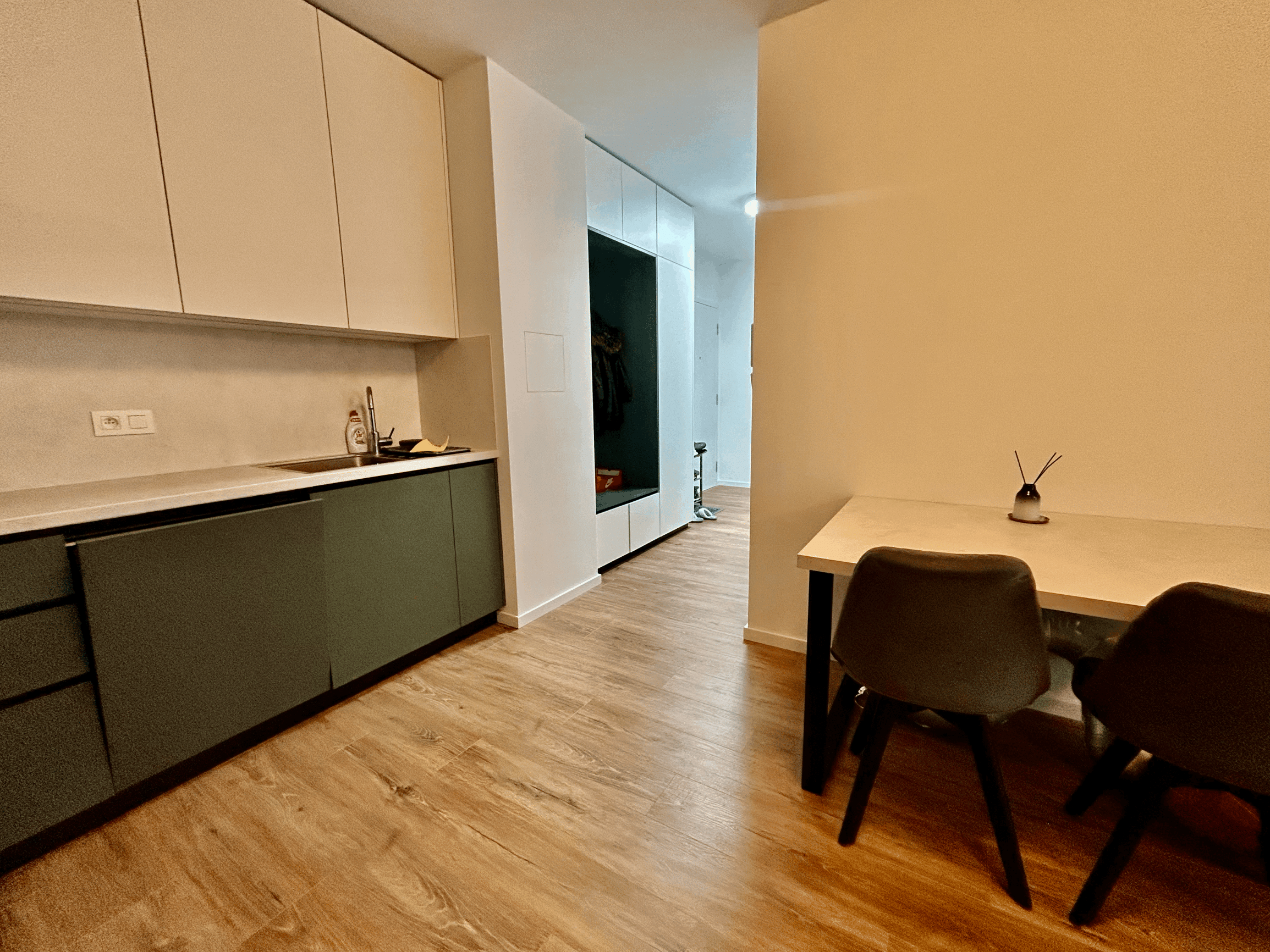 Prenájom 2 izbový byt - Bratislava - Devínska Nová Ves, M...