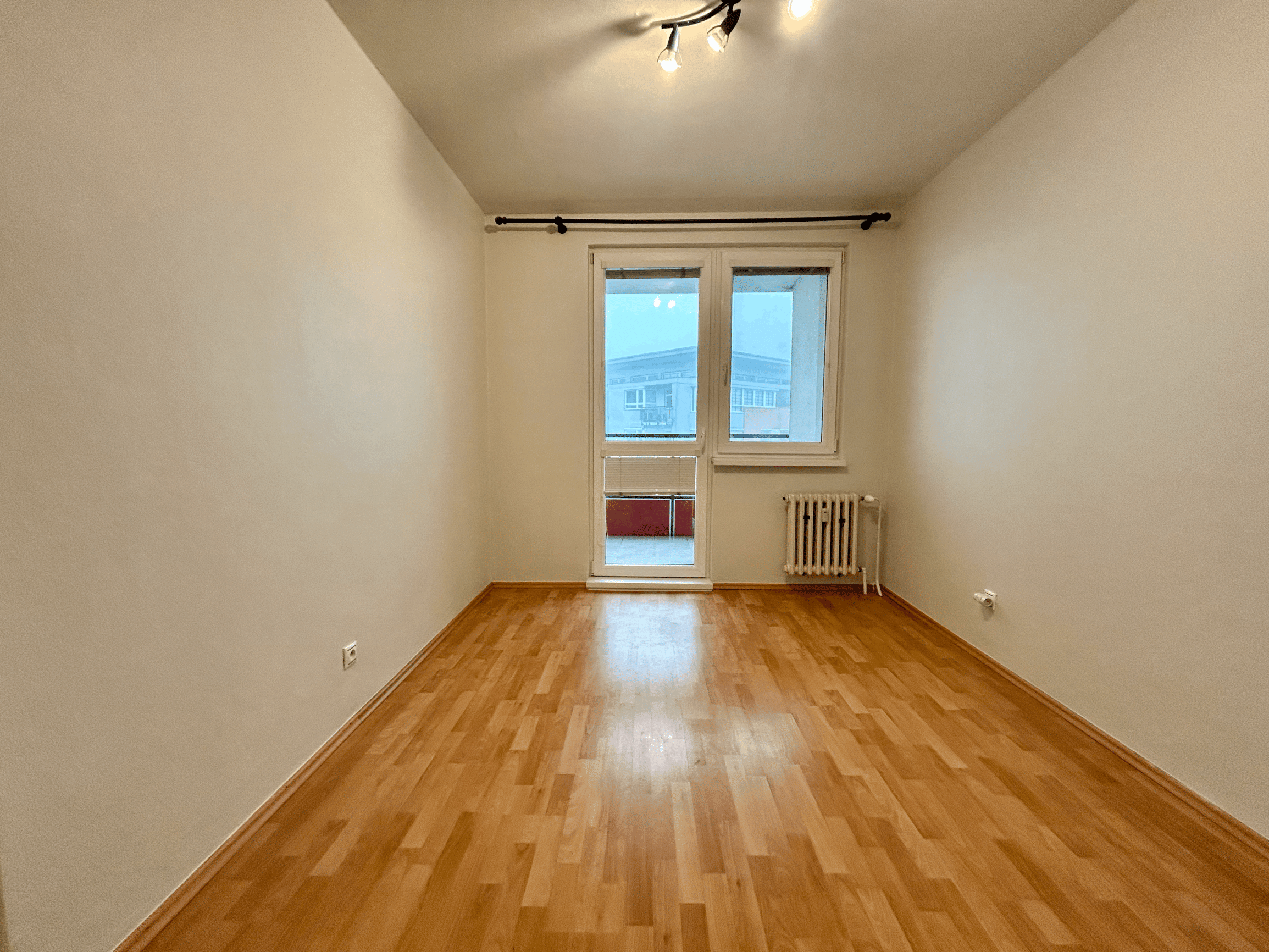 Predaj 3 izbový byt - Bratislava - Karlova Ves, Nad lúčkami