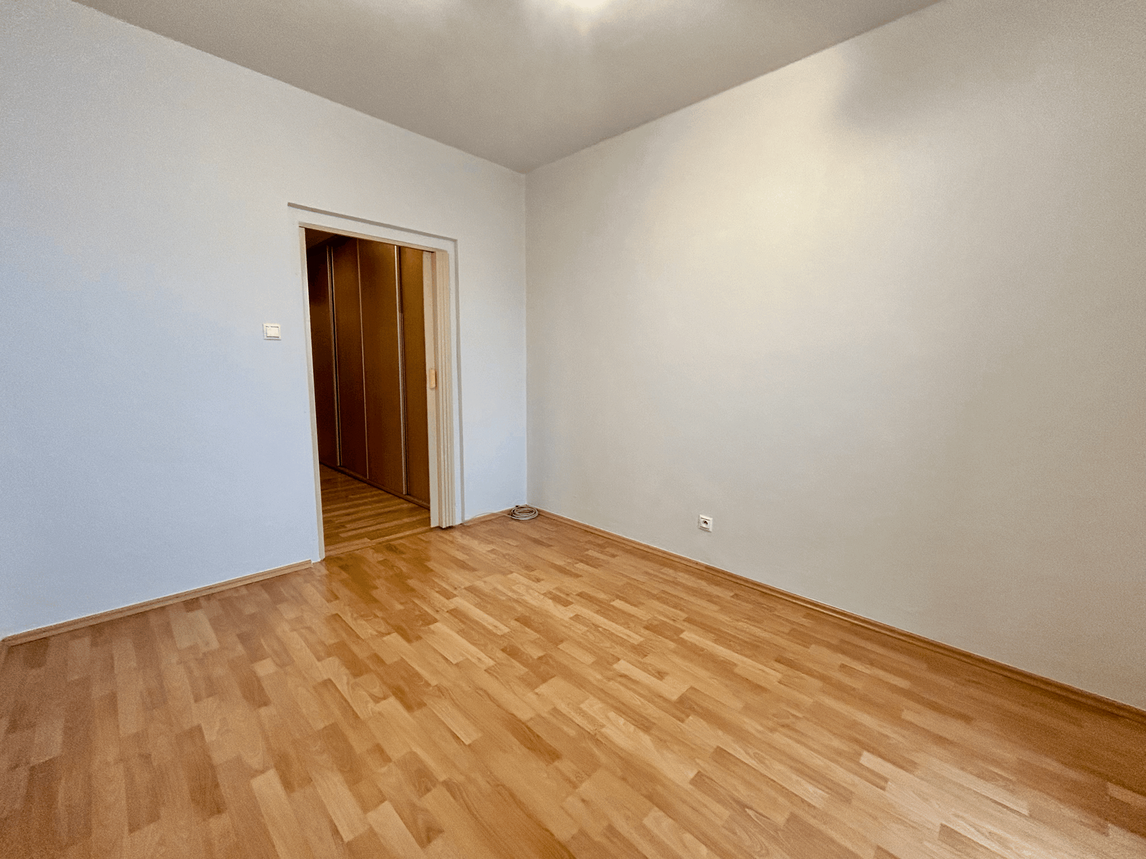 Predaj 3 izbový byt - Bratislava - Karlova Ves, Nad lúčkami