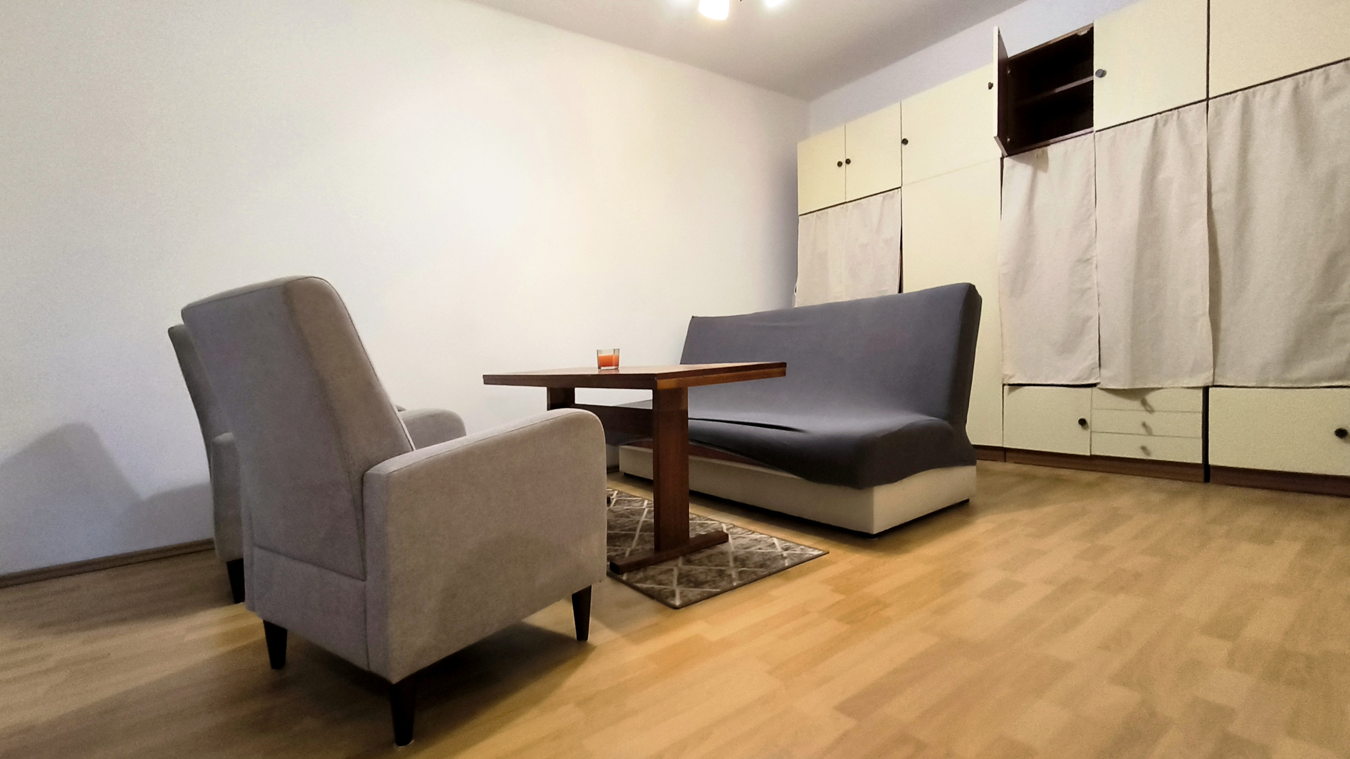 Prenájom 1-izbový byt - Bratislava - Rača, Novohorská