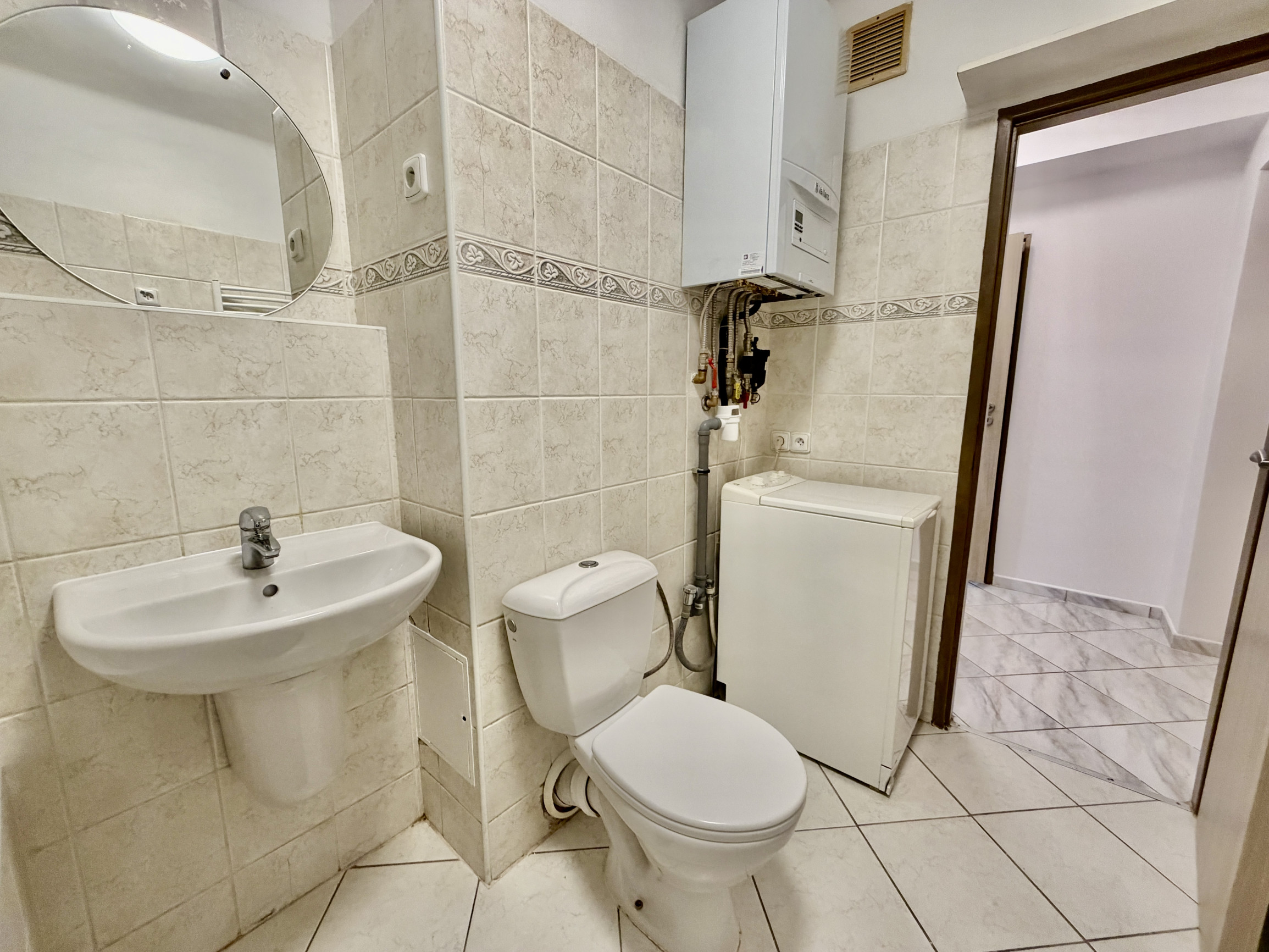 Prenájom 2 izbový byt po rekonštrukcii - Bratislava