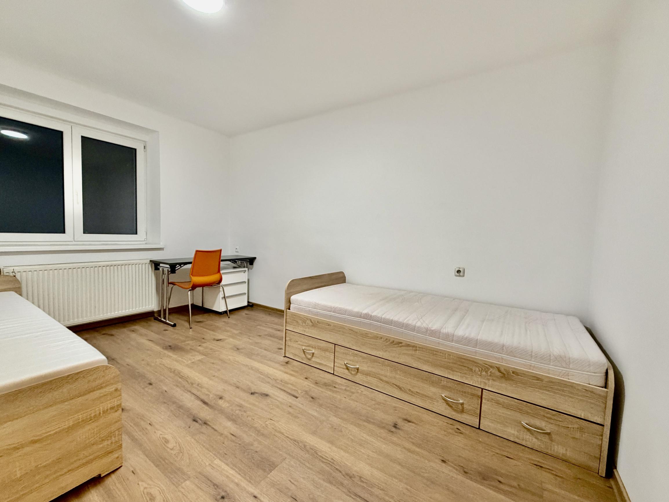 Prenájom 2 izbový byt po rekonštrukcii - Bratislava