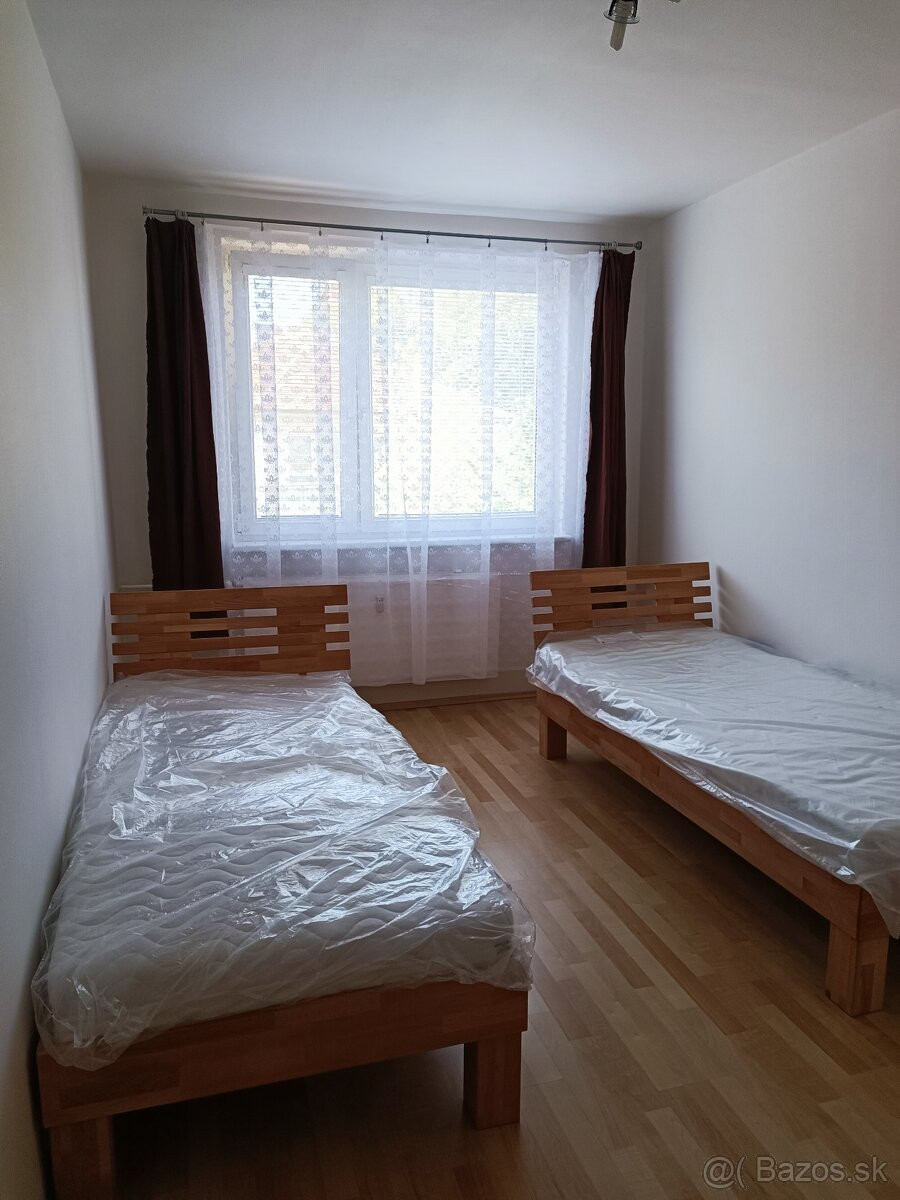 PRENÁJOM 3i, 77 m2 byt s logiou, Líščie Nivy, Ružinov.