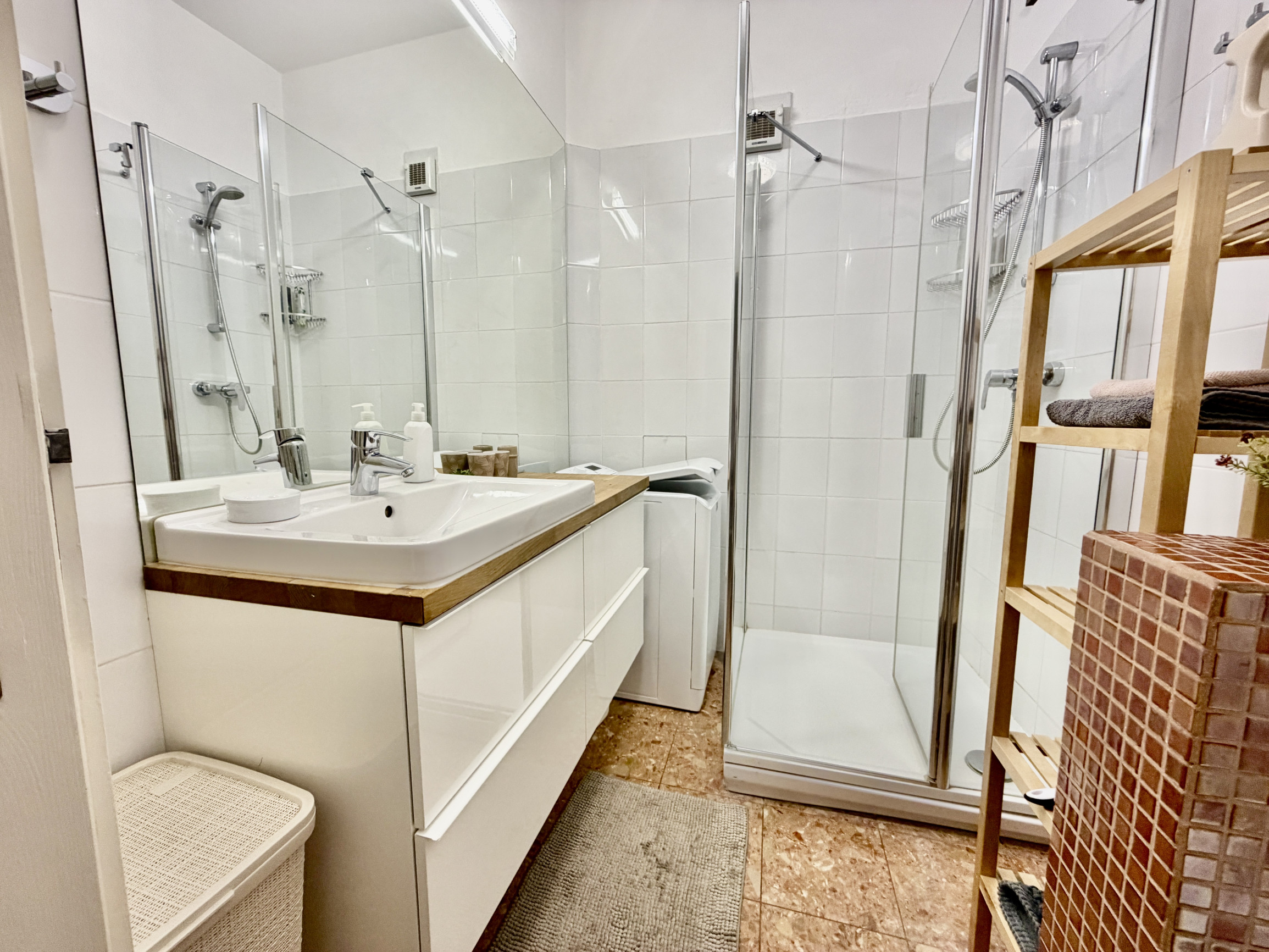 Štýlový 2i byt pod Slavínom – bývajte na prestížnej adrese