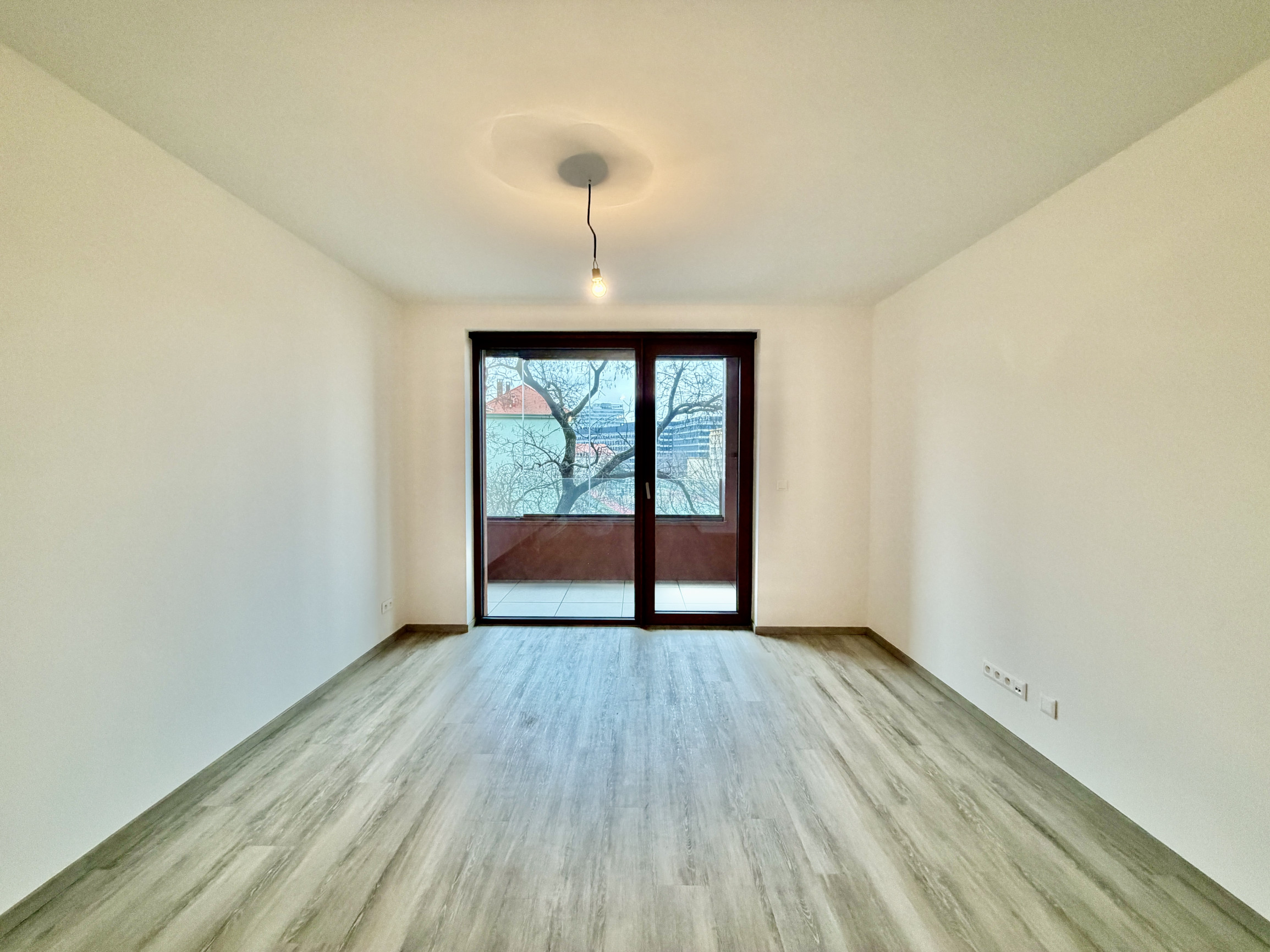 Novostavba 2025: Štýlový 2i byt s loggiou na Košickej