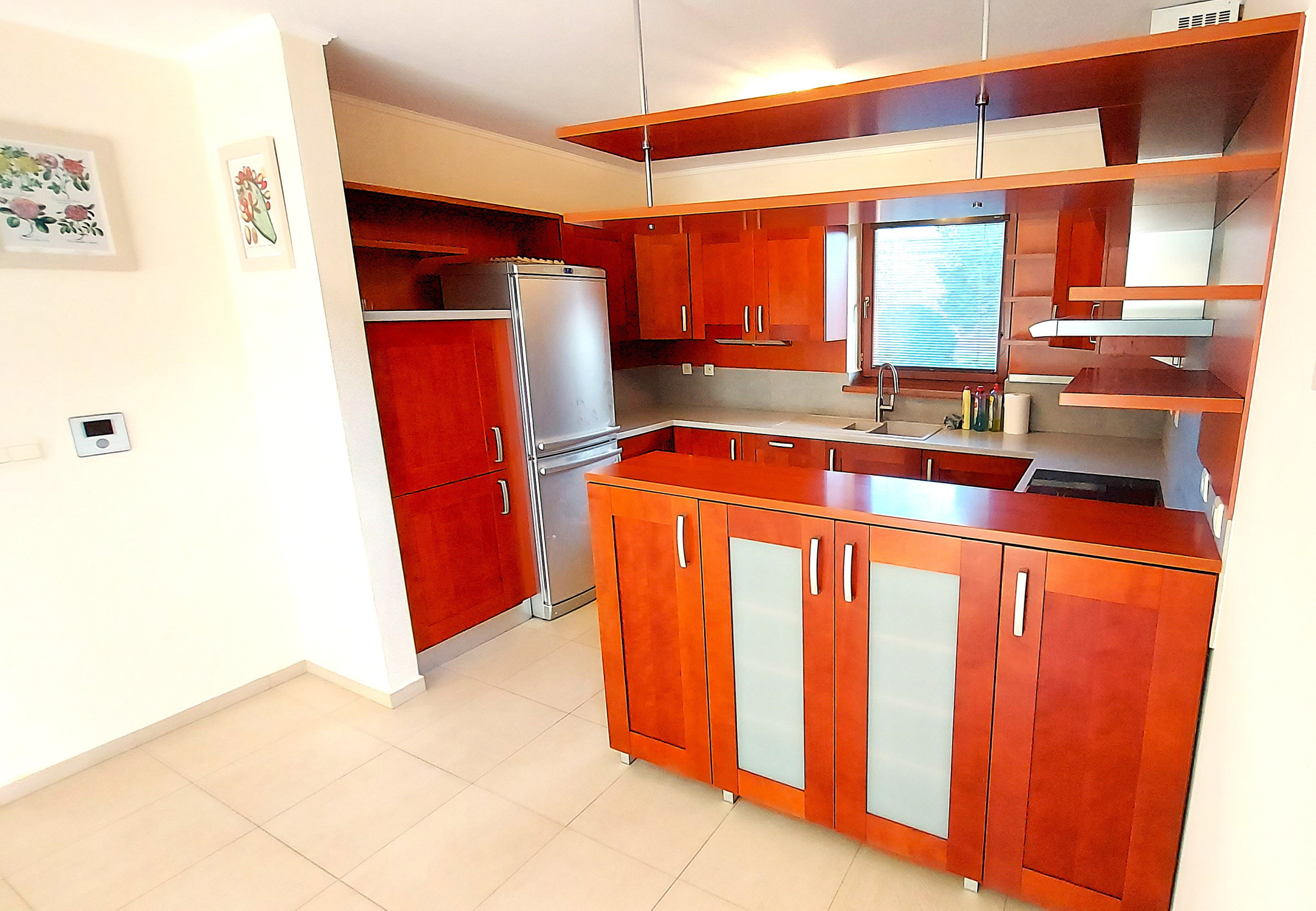 5i RD, UP 222 m2, pozemok 700 m2, Karpatská ul., Stupava.