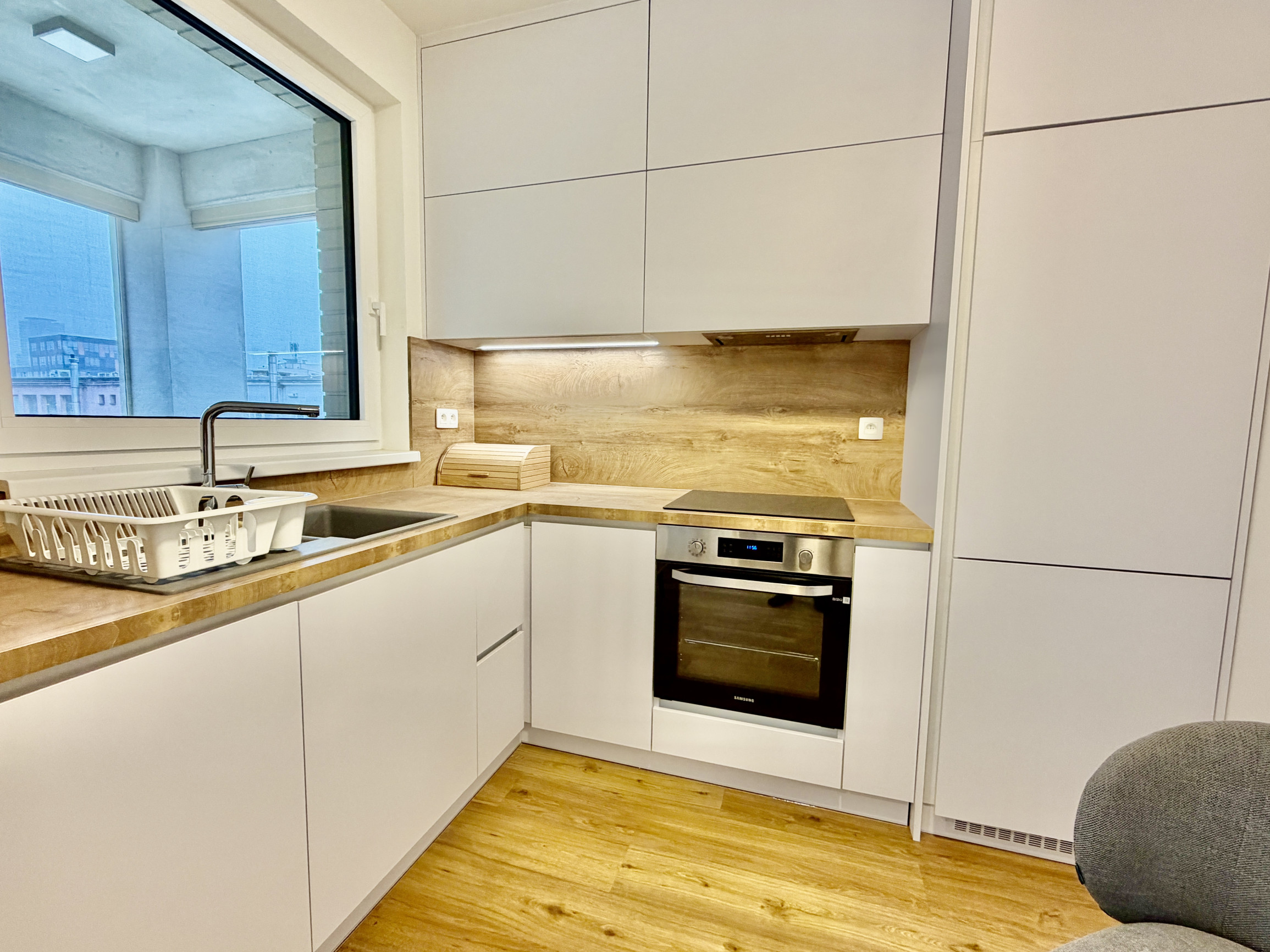 Moderný 2i byt s AC a šatníkom na Metodovej – Novostavba