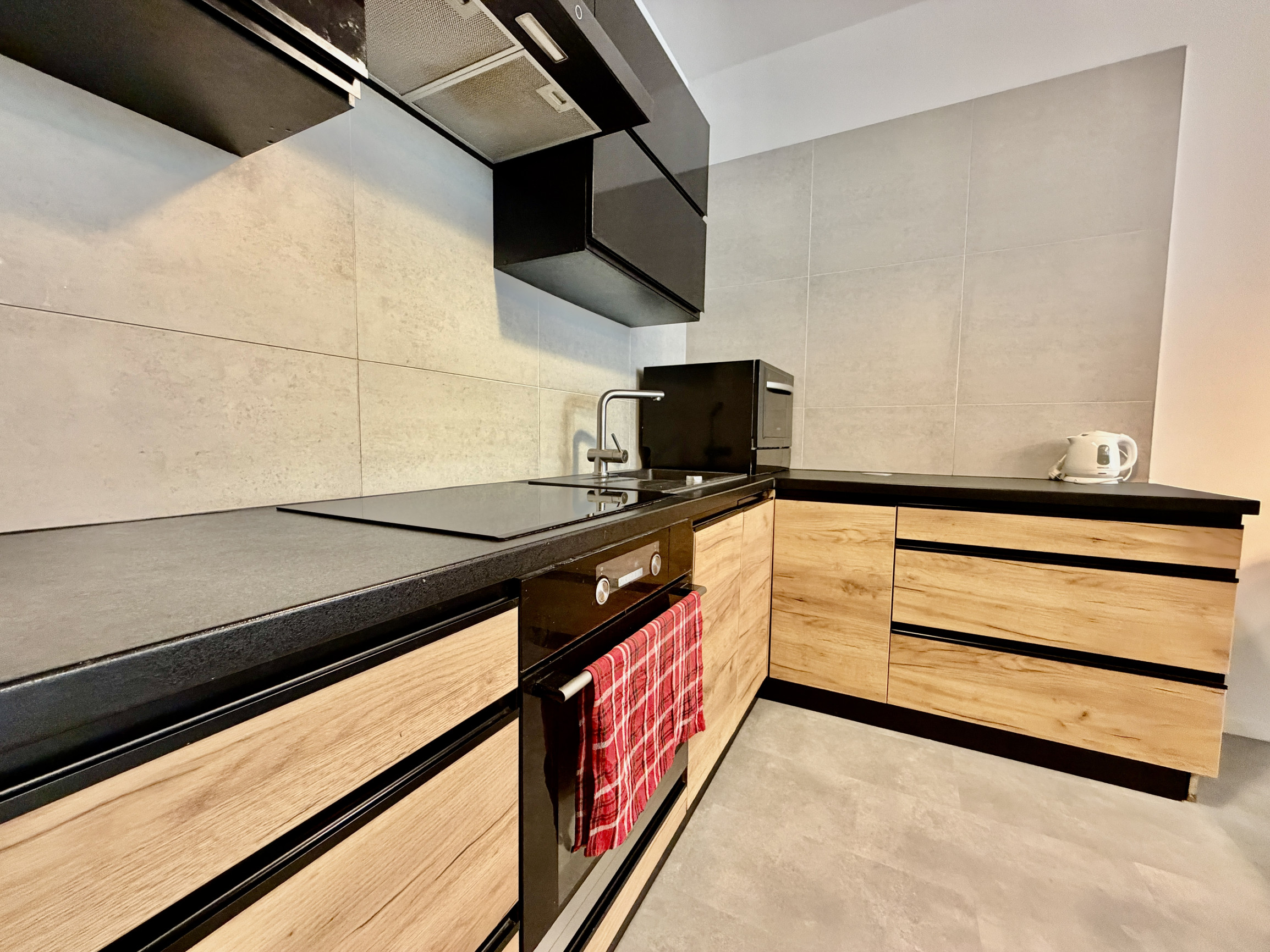 Industriálny 2i s vysokými stropmi v srdci Downtownu