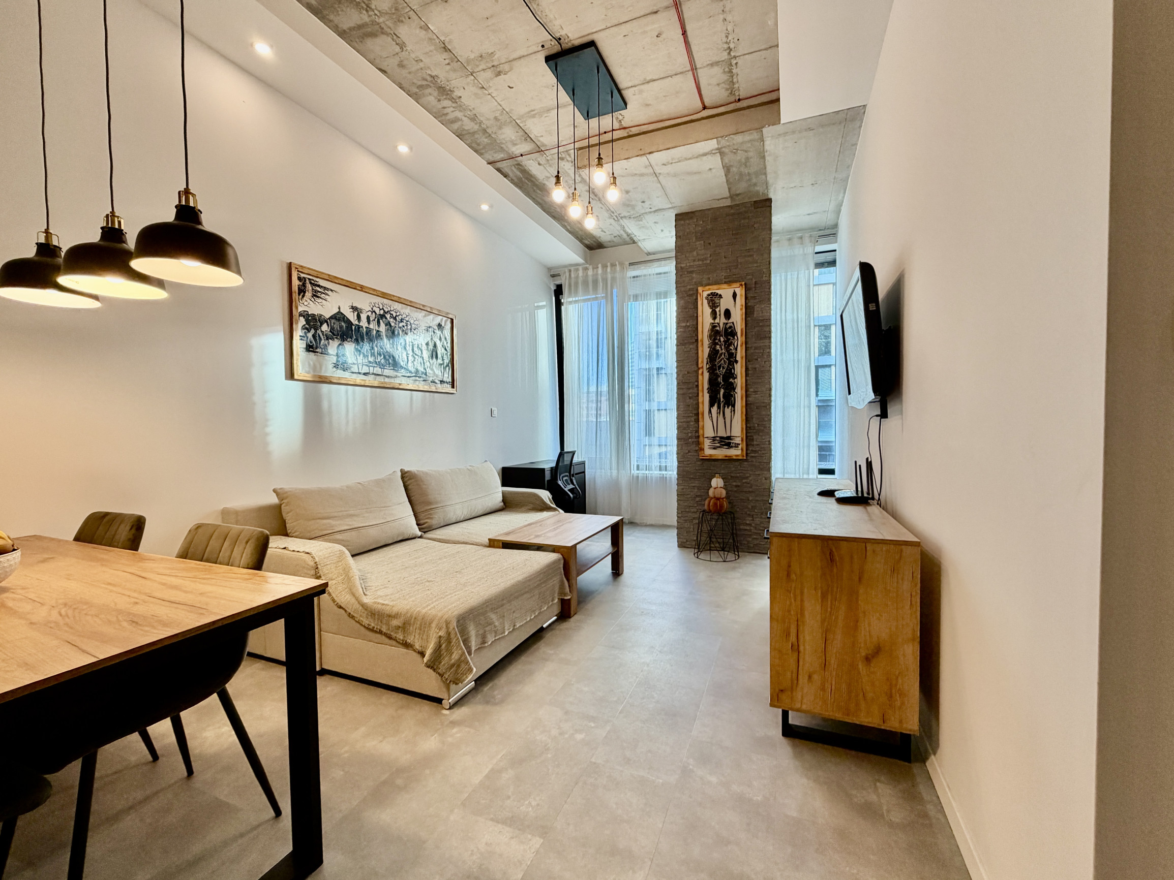 Industriálny 2i s vysokými stropmi v srdci Downtownu