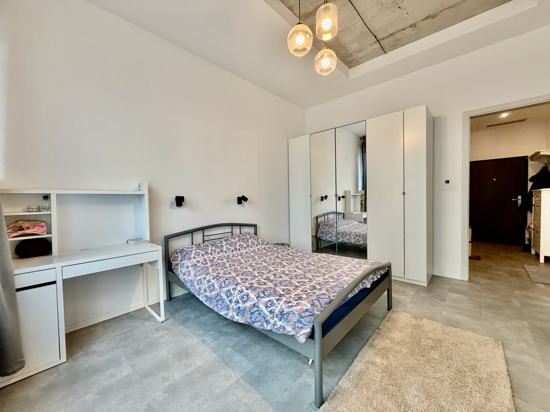 Industriálny 2i s vysokými stropmi v srdci Downtownu