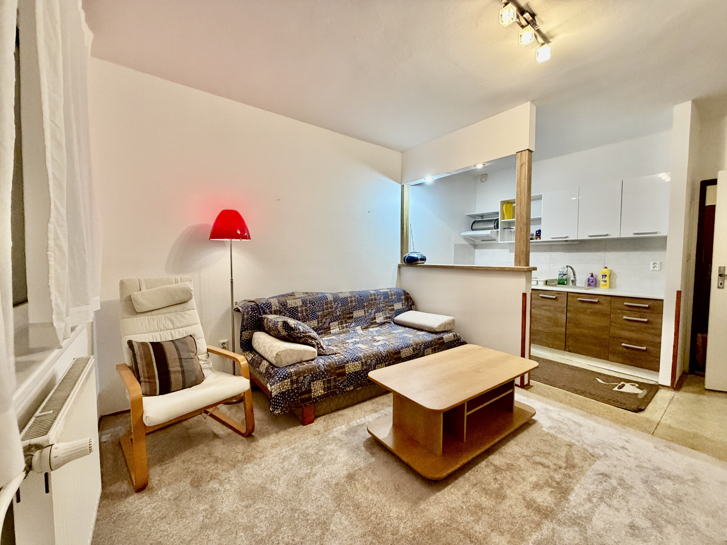 Šikovný 1i byt s balkónom v tichej časti Vrakune (30 m²)