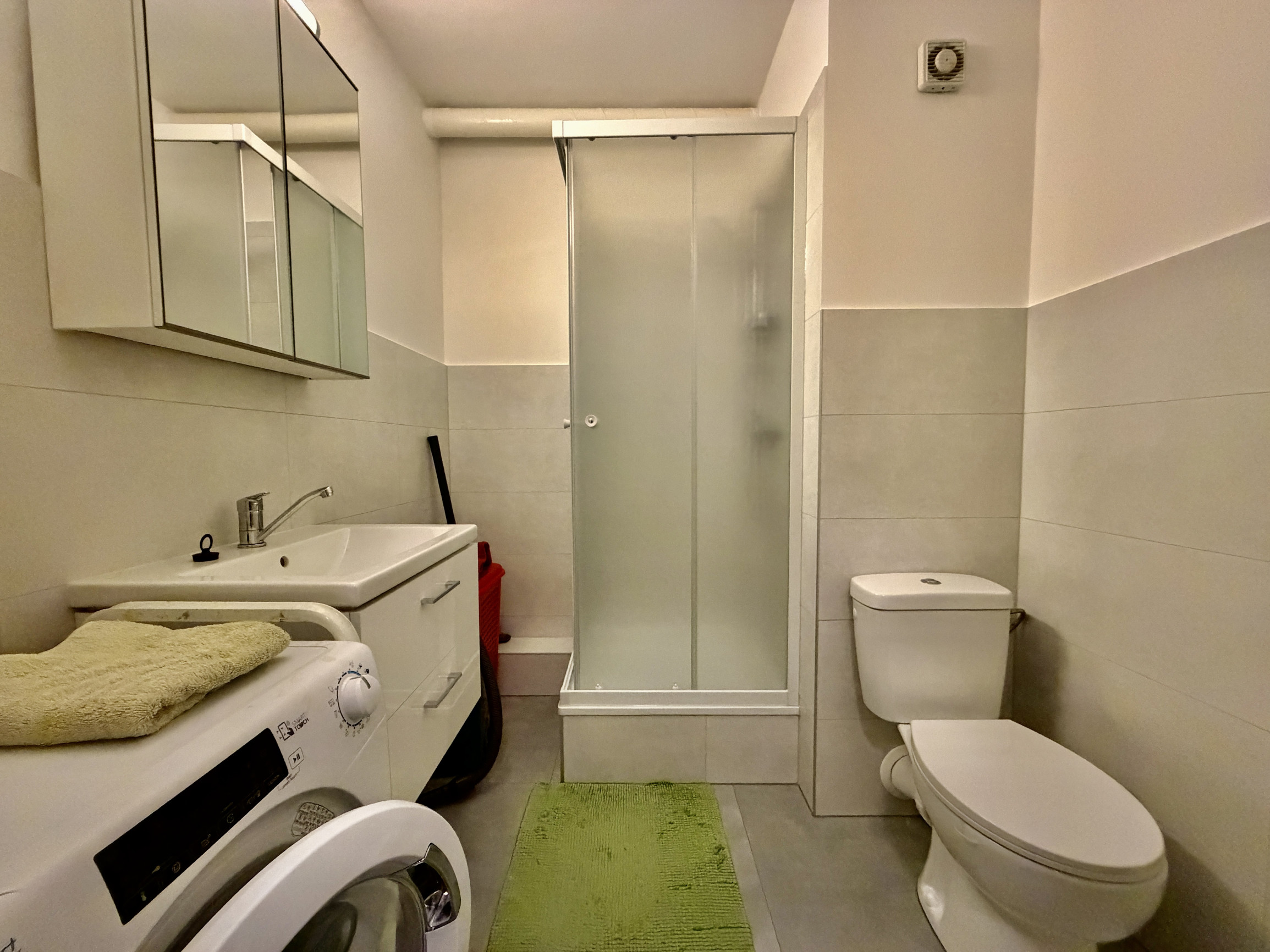 Šikovný 1i byt s balkónom v tichej časti Vrakune (30 m²)