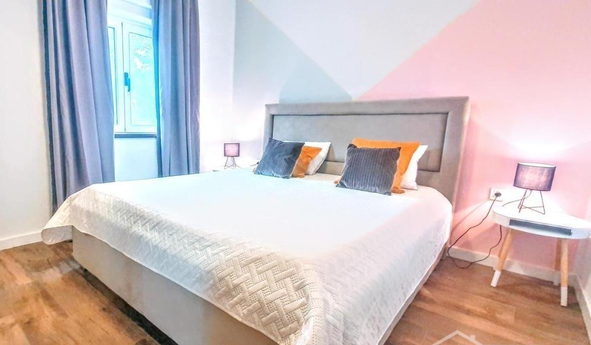 Bungalov, 4i, s krásnou a priestrannou záhradou, ostrov Vir.